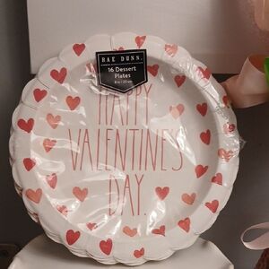 Rae Dunn Happy Valentine's Day Plates - Pink Hearts